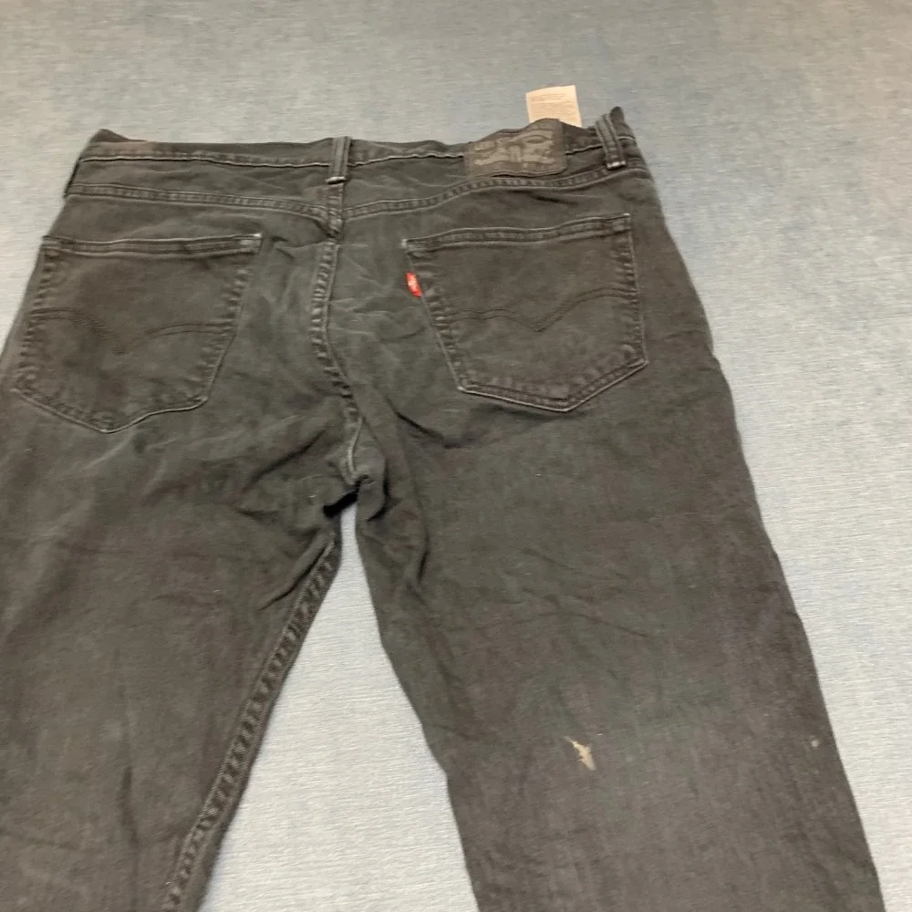 Levi's 511 Slim Fit Straight Jeans Mens 34x30 Black Denim Non Stretch 5 Pockets